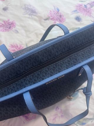 Bolso Michael Kors Negro y Dorado Original