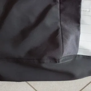 Abito nero elegante utilizzabile in ogni stagione.