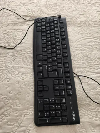 Teclado Logitech Negro USB