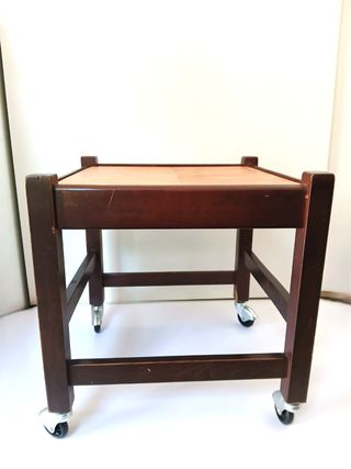 Tavolino carrello vintage in legno con ruote