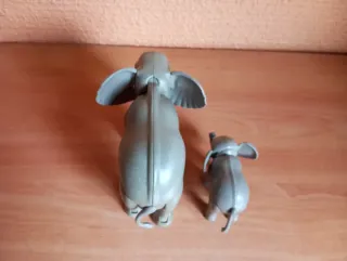 494. Playmobil Elefanta con Cría Zoo Circo