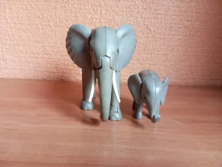 494. Playmobil Elefanta con Cría Zoo Circo