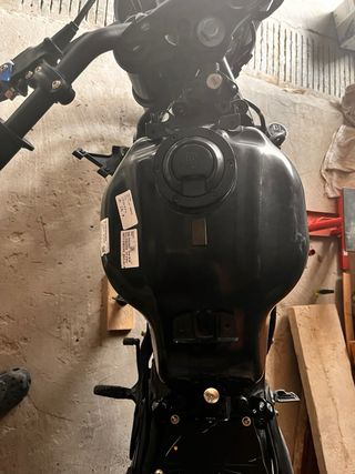 Moto Husqvarna Svartpilen 125cc despiece