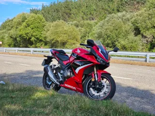 Honda CBR500R 2022