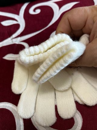 Guanti bambina bianchi con strass fiocchi neve