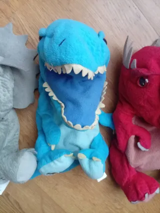 Marionetas de dinosaurios (3 unidades)