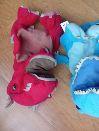 Marionetas de dinosaurios (3 unidades)