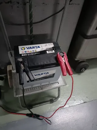 Batería Varta 45Ah 300A B23