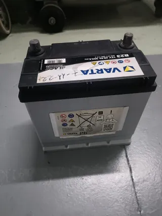 Batería Varta 45Ah 300A B23