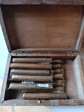 Scatole di legno per sigari. Marca Anonymous, Nica 54