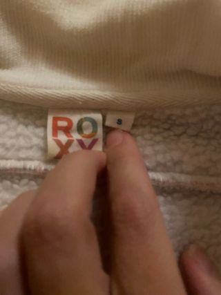 Sudadera Roxy con capucha y pelo