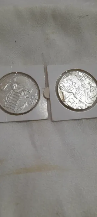 Conjunto 2 Medalhas Moscovo 1980