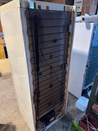 Congelador vertical Zanussi