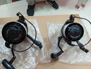 Coppia di mulinelli surfcasting nuovi