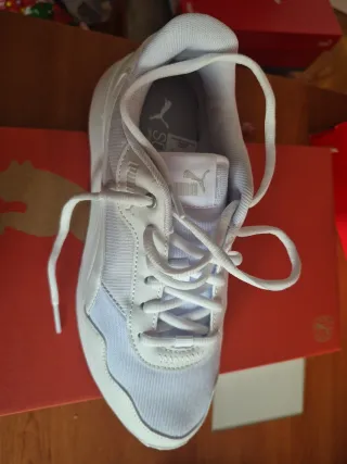 Zapatillas Puma Niña Talla 38.5