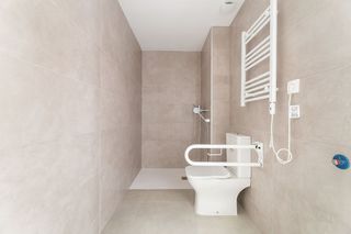 Piso en alquiler en Ensanche de Vallecas - Valdecarros en Madrid