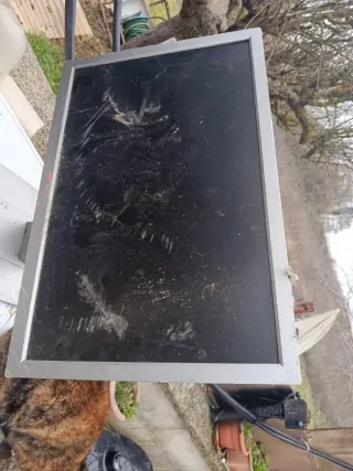 Monitor Fujitsu T24BA