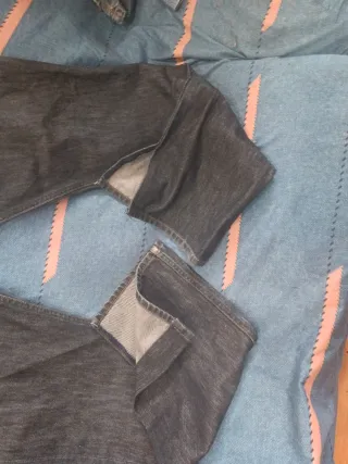 Pantalón vaquero Divided azul hombre