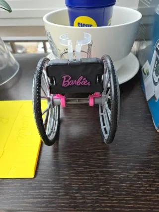 Silla de ruedas Barbie