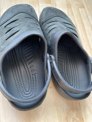 Chanclas Crocs Hombre Talla 8 (41-42) Negras