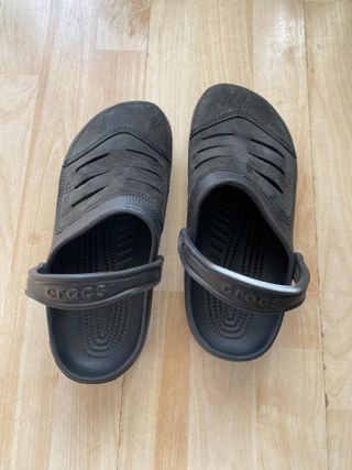 Chanclas Crocs Hombre Talla 8 (41-42) Negras