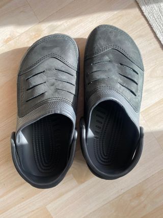 Chanclas Crocs Hombre Talla 8 (41-42) Negras