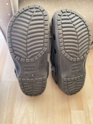 Chanclas Crocs Hombre Talla 8 (41-42) Negras