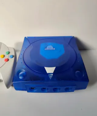 Sega Dreamcast + Mando + GDEMU