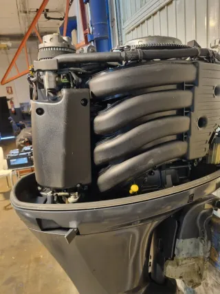 Yamaha F200G Motor Fuera Borda