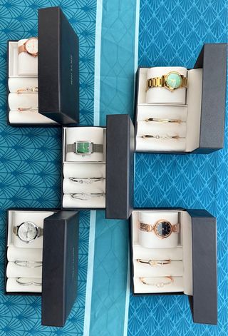 Pulseras Skyline Negras y Doradas