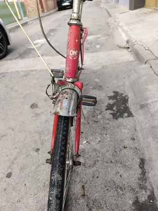 Bicicleta BH Clásica Roja