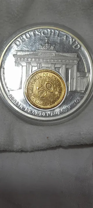 Lote 3 Medalhas Comemorativas - 3 Países