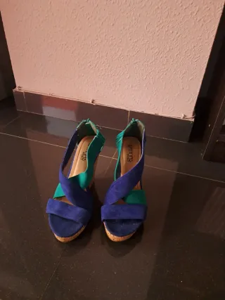 Sandalias cuña azul y verde 38