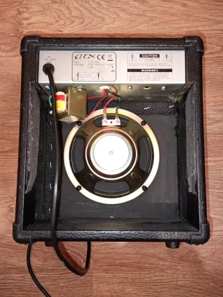 Amplificador Guitarra