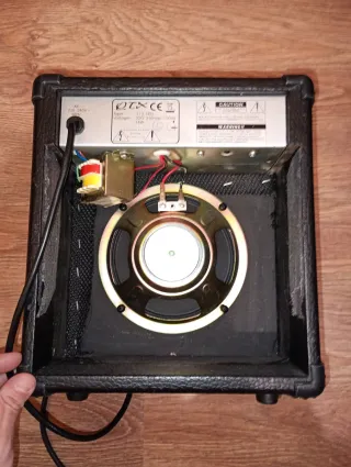 Amplificador Guitarra