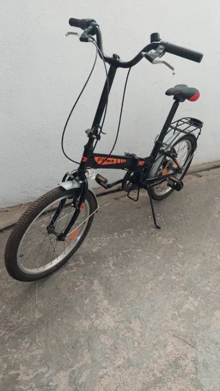 Bicicleta plegable con marchas