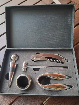 Set vino con custodia