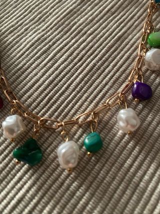 Collar/Gargantilla con piedras de colores