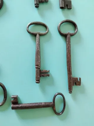 Set 11 Chiavi Antiche in Ferro