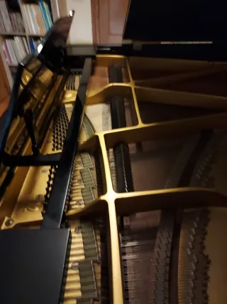 Piano de cola Yamaha G2