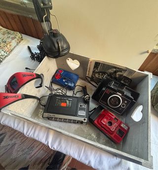 Lotto Oggetti Vintage Fotocamere Cuffie