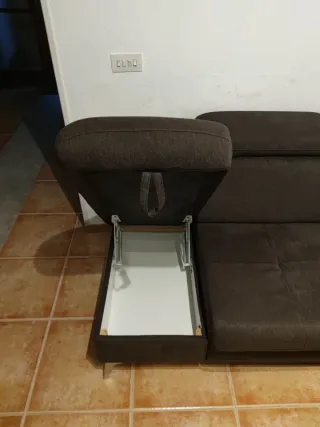 Sofá cama con cabeceros reclinables