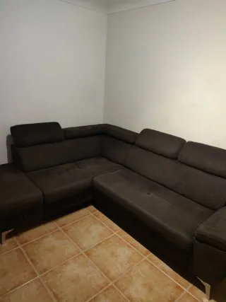 Sofá cama con cabeceros reclinables