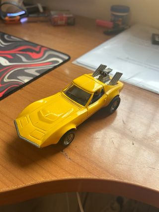Corvette Stingray Dragster Scalextric Amarillo