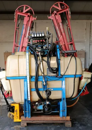 Carro herbicida sulfatadora 18M