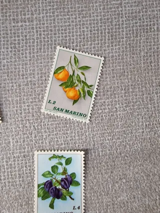 Set francobolli San Marino Frutta