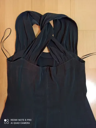 Vestido de fiesta negro Caramelo. LEER