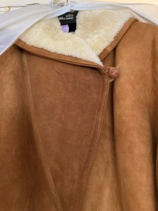 Chaquetón piel vacuna forrado borrego