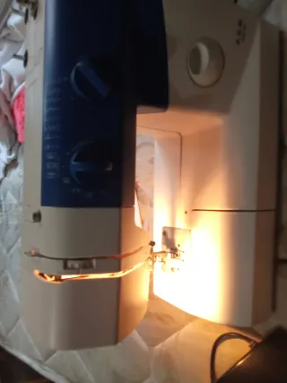 Máquina de coser ASM mod.720