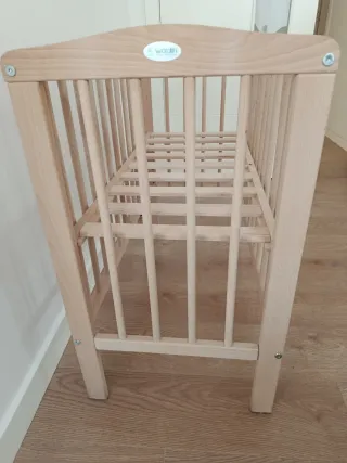 Minicuna colecho madera. Marca Waldin